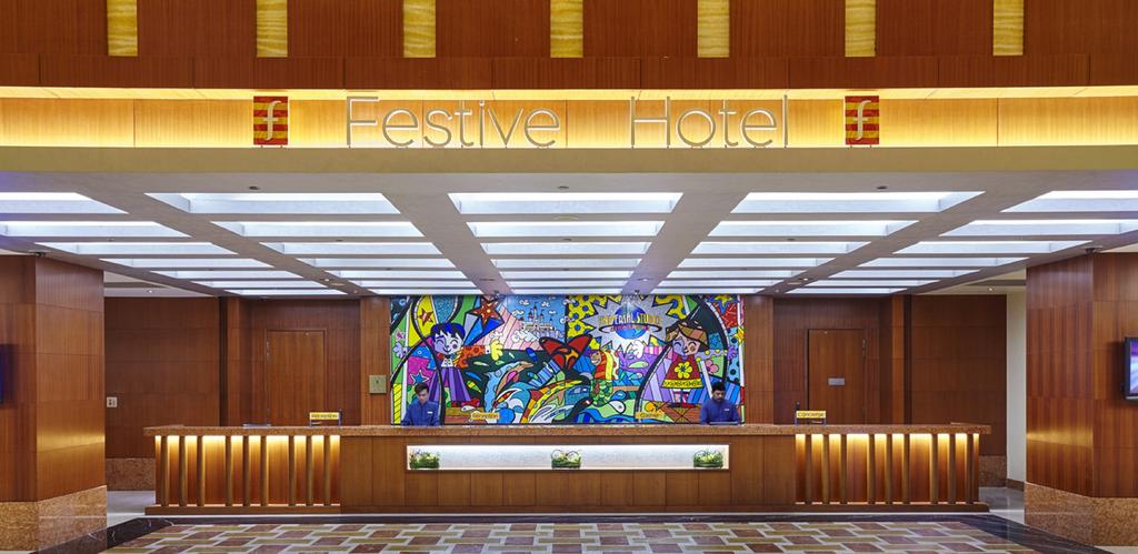 Resorts World Sentosa - Festive Hotel