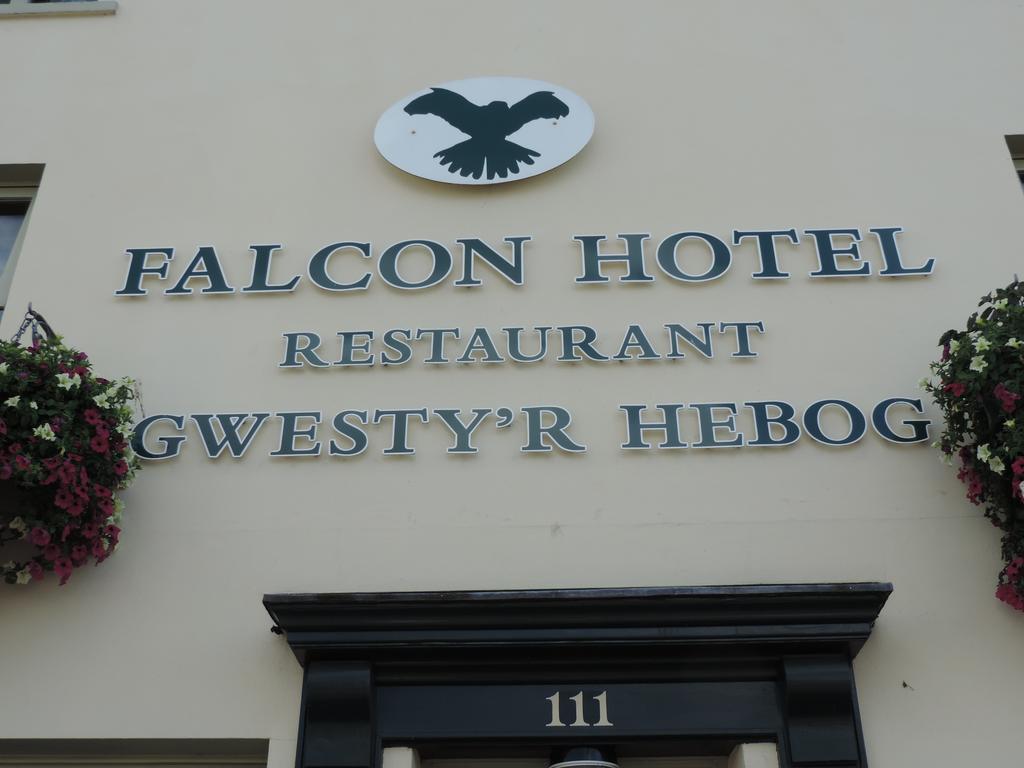 Falcon Hotel