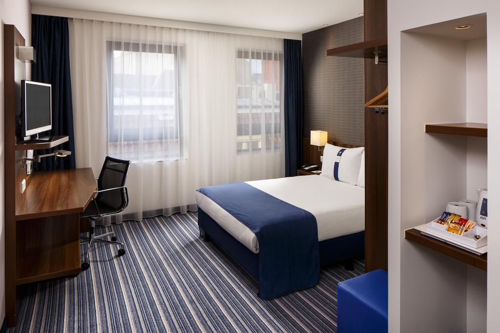 Holiday Inn Express Amsterdam Arena Towers