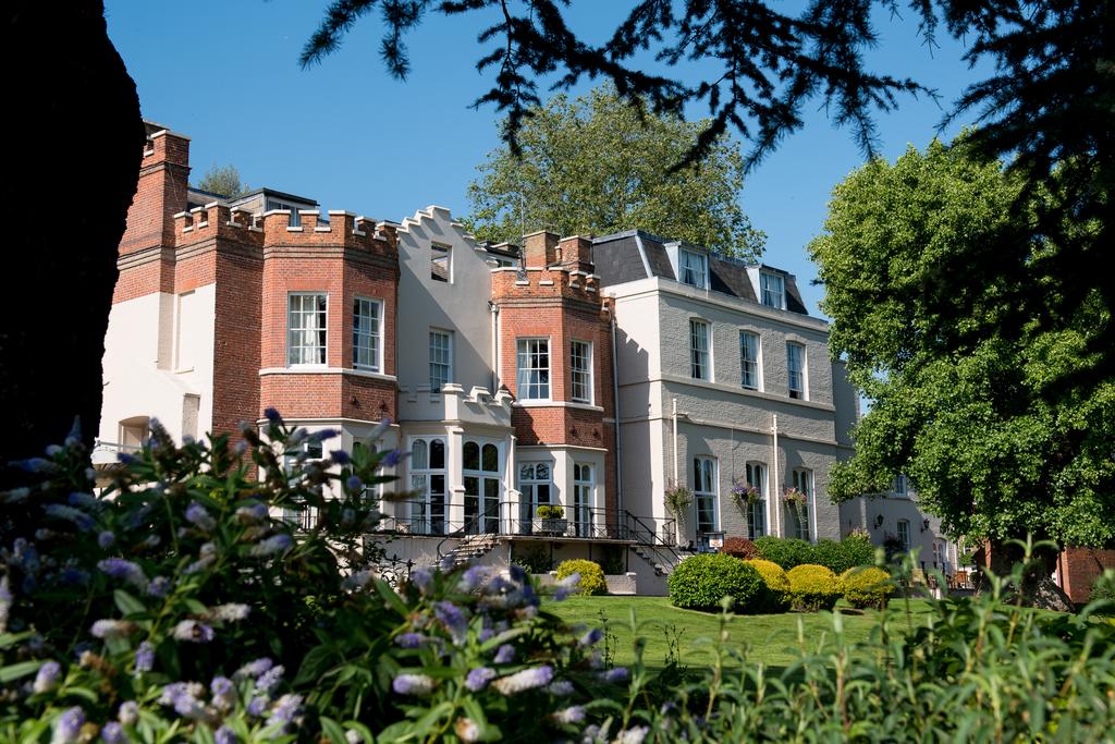 Taplow House Hotel