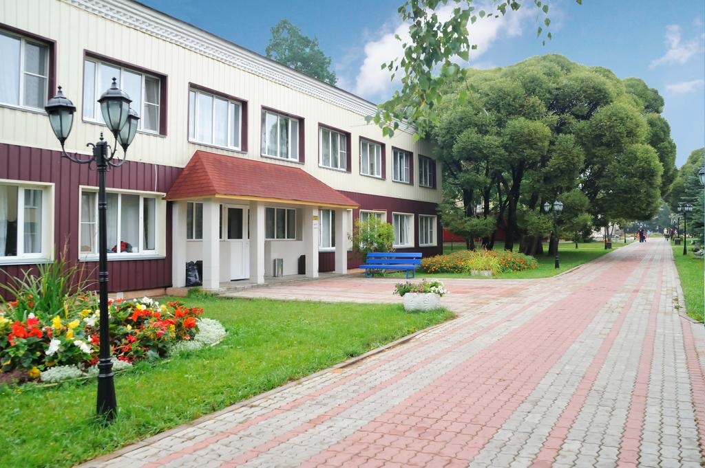 Atelika Sosnovy Bor Hotel