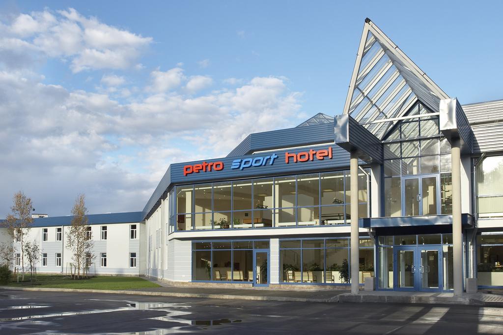 Petro Sport Hotel