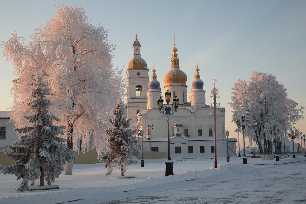 Neftehimik Hotel