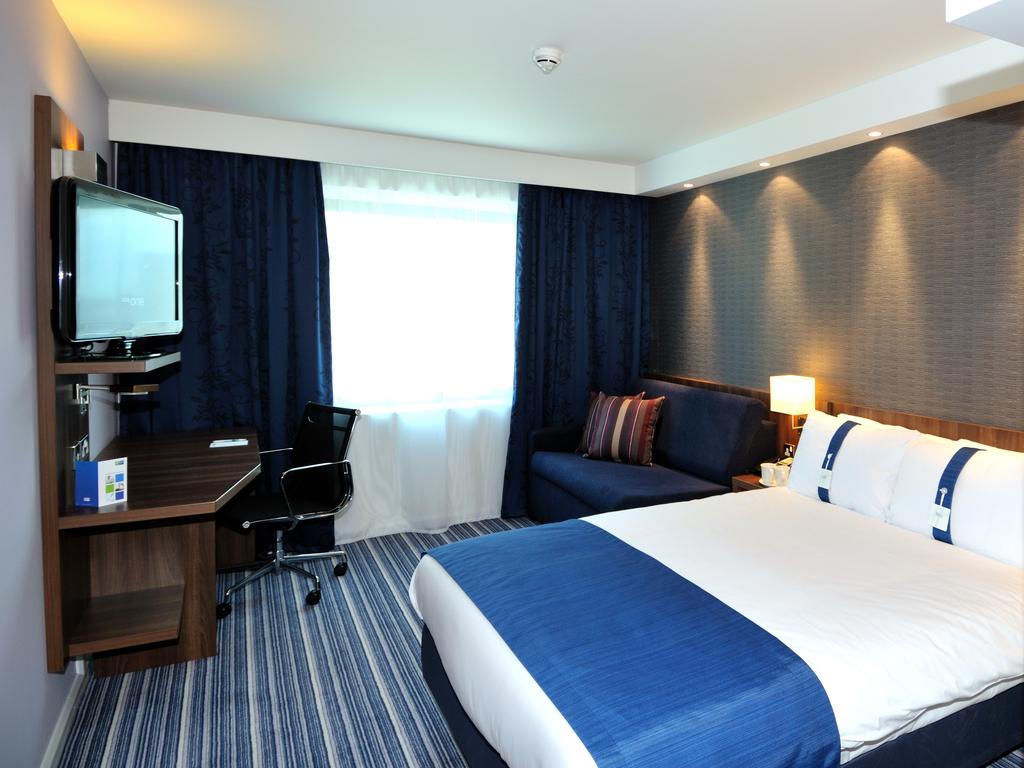 Holiday Inn Express London Heathrow T5