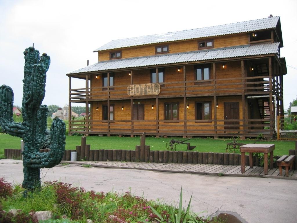 Rancho Hotel