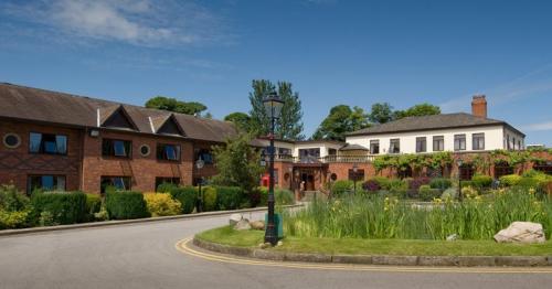 Bredbury Hall Hotel