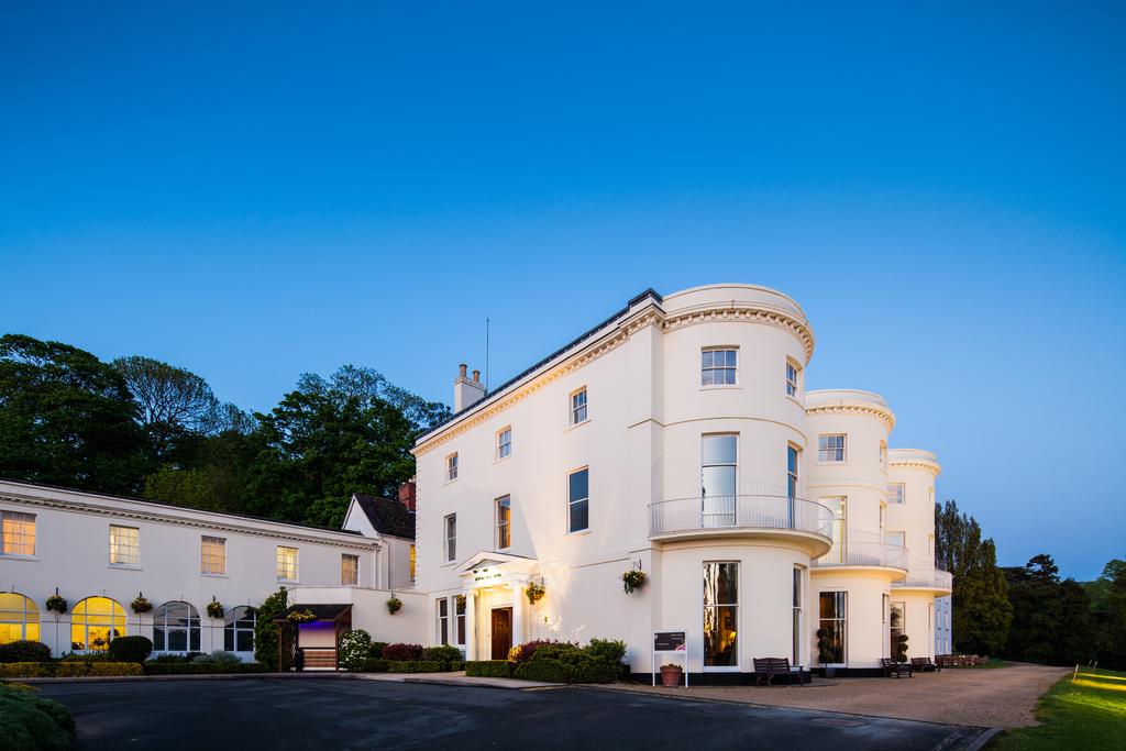 Mercure Gloucester Bowden Hall  Hotel