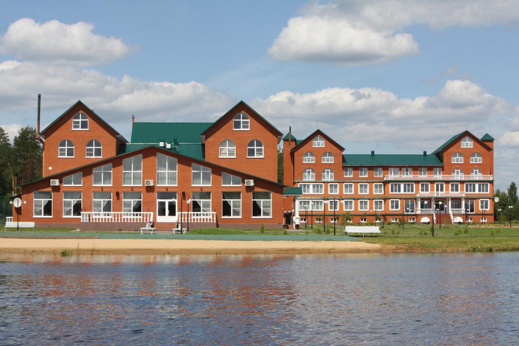 Alexandrovskaya Sloboda Hotel