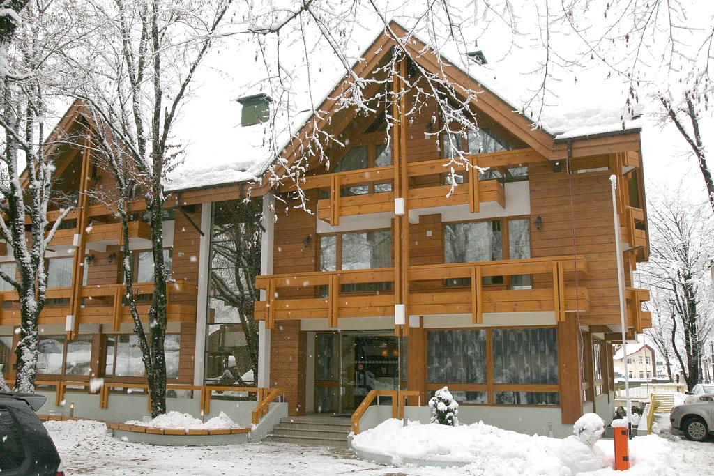 Guest House Chalet