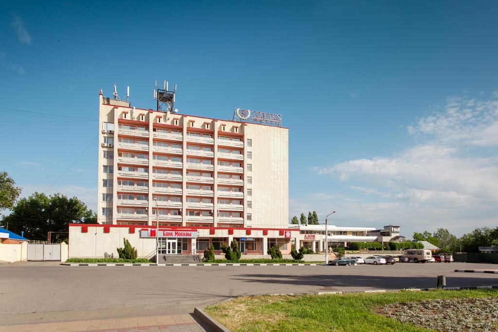 AMAKS Azov Hotel