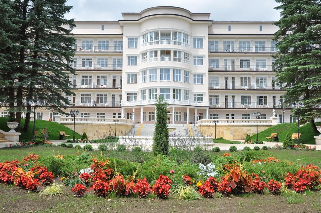 Sanatoriy Centrosoyuz-Kislovodsk