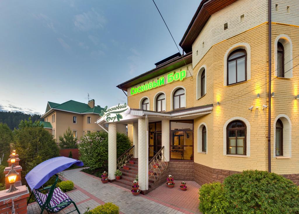 Sosnoviy Bor Hotel