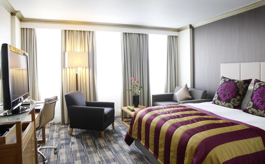 Crowne Plaza London-The City