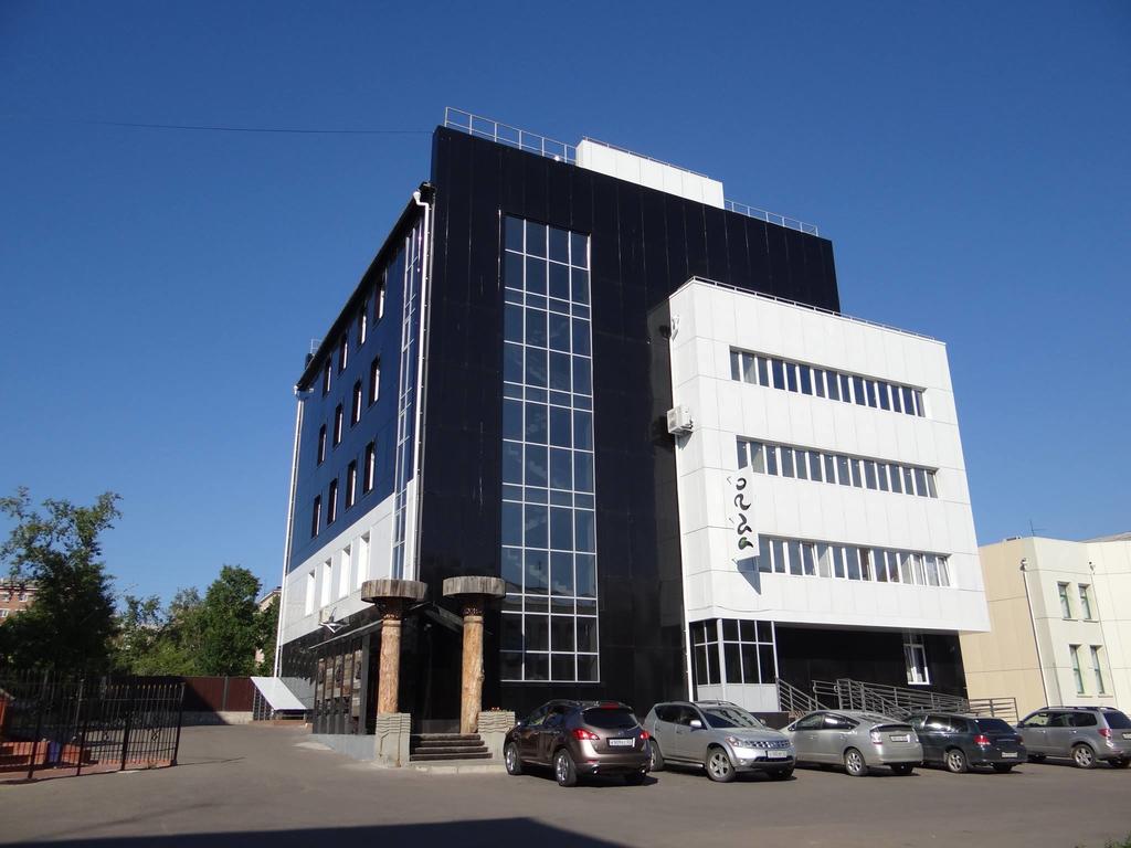 Orda Hotel and Hostel