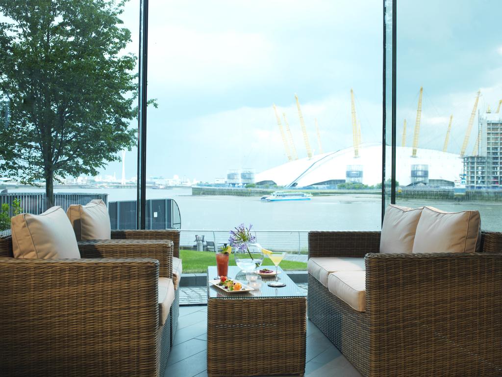 Radisson Blu Edwardian New Providence Wharf Hotel