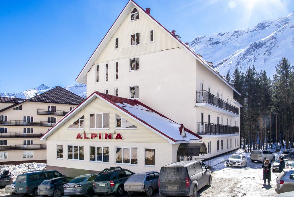 Hotel Alpina