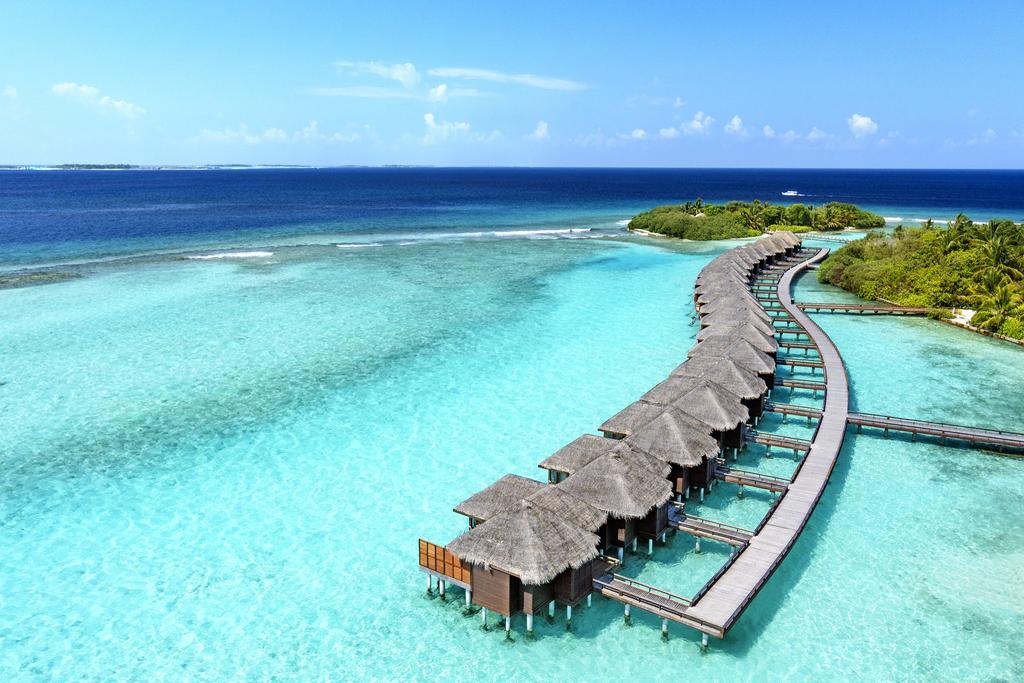 Sheraton Maldives Full Moon Resort and Spa