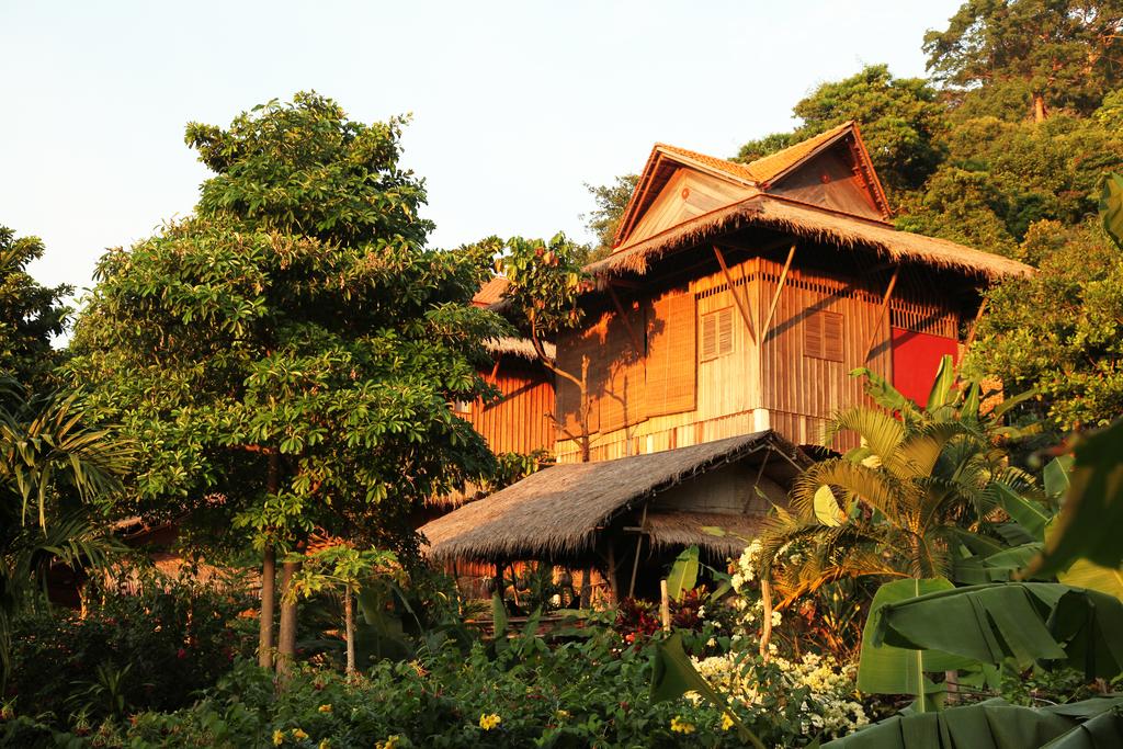 Le Bout du Monde - Khmer Lodge