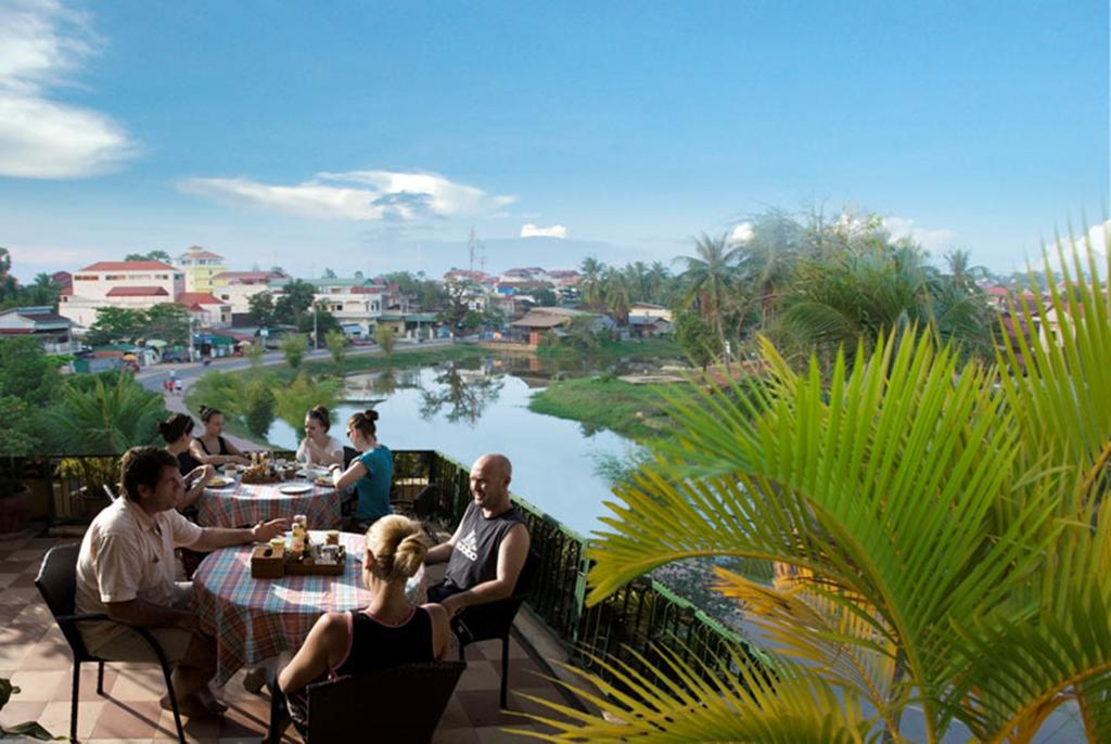 Siem Reap Riverside Hotel