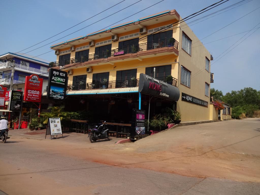 KONG Bar and Guesthouse