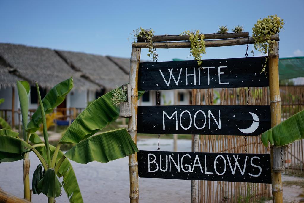 Whitemoon Bungalows