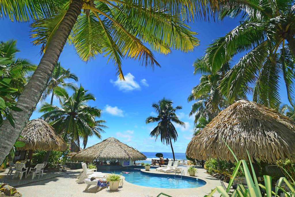 Club Raro Resort