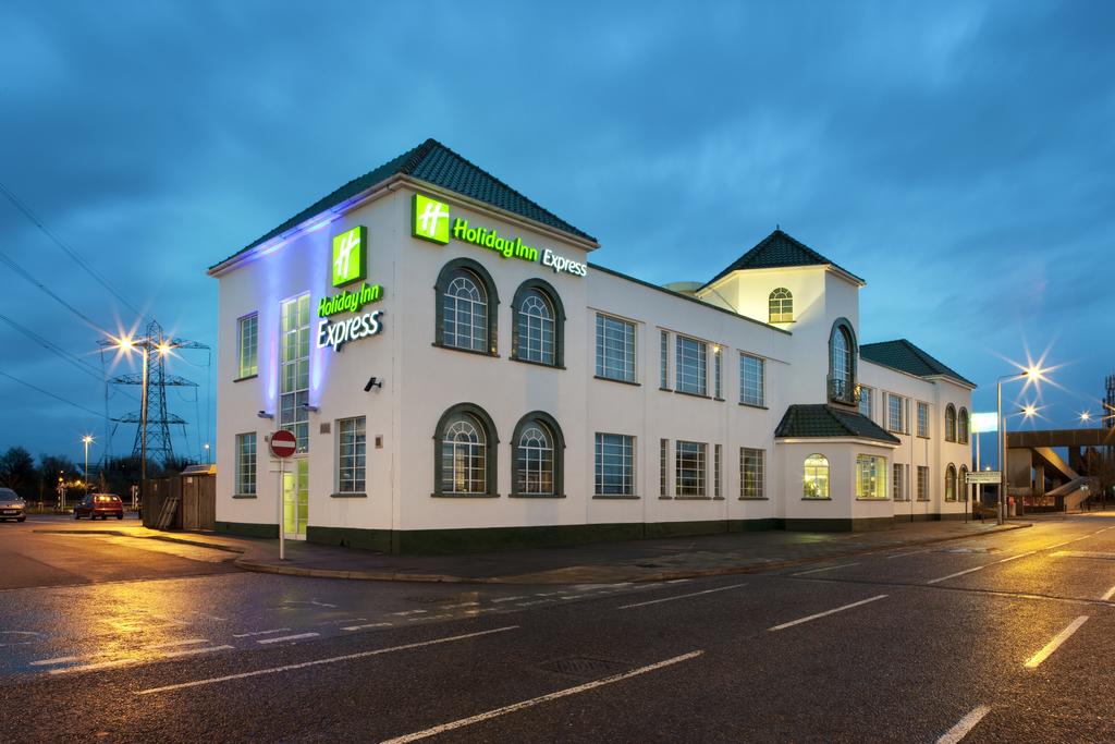 Holiday Inn Express Chingford NTH Circular