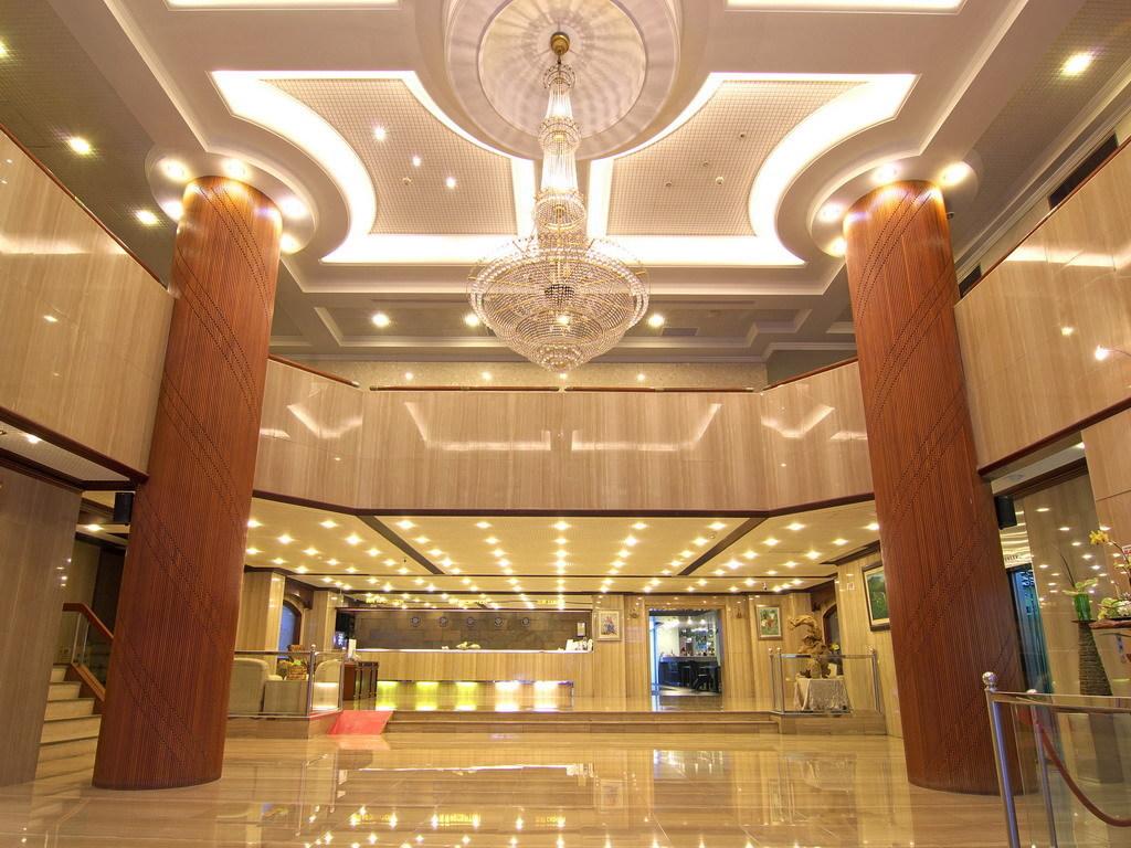 Chiayi King Hotel