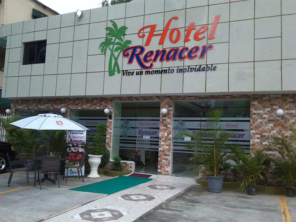 Hotel Renacer