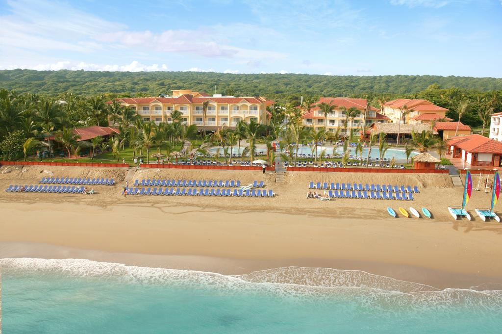 Viva Wyndham Tangerine All-Inclusive Resort