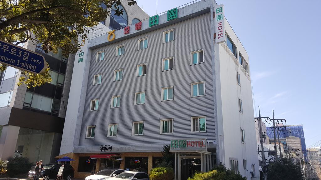 Jeon Won Hotel