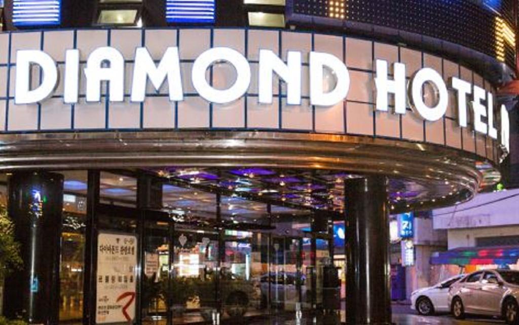 Diamond Tourist Hotel