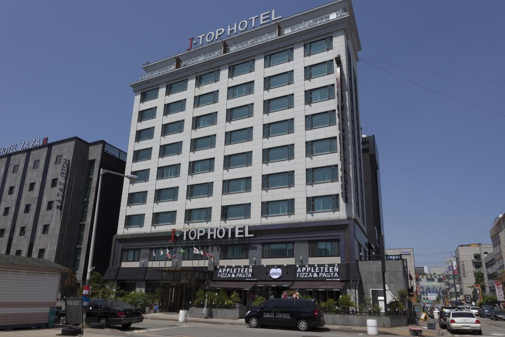 J-Top Hotel