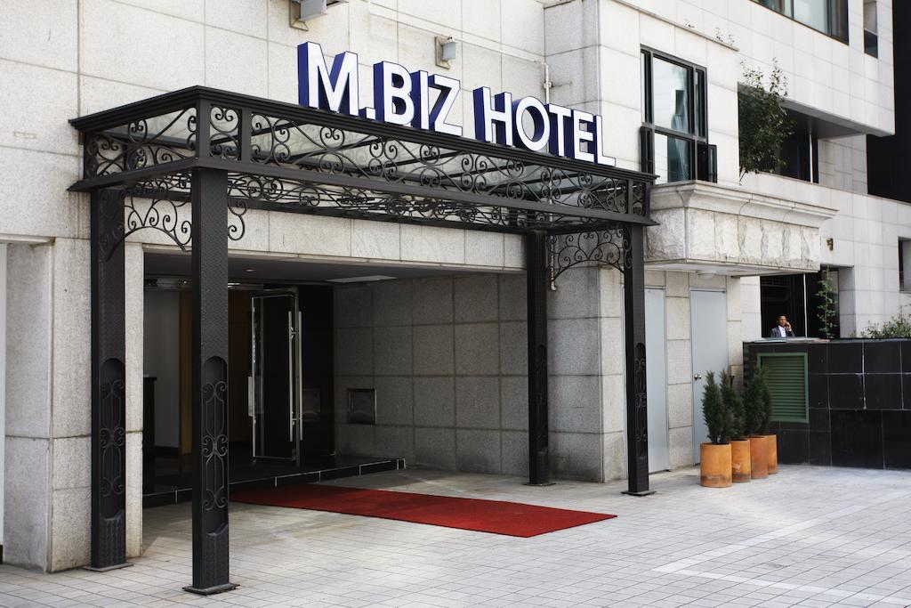 MBIZ Hotel