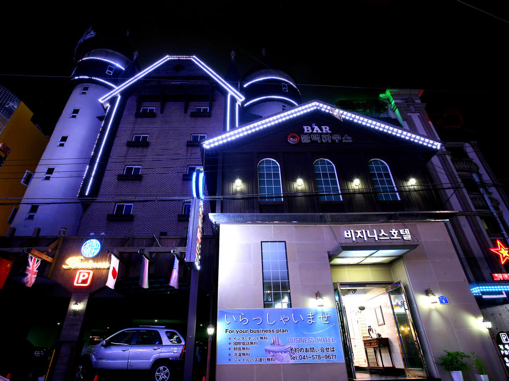 Cheonan Business Hotel