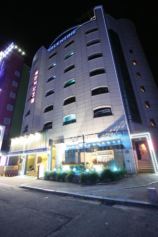 Valentine Hotel