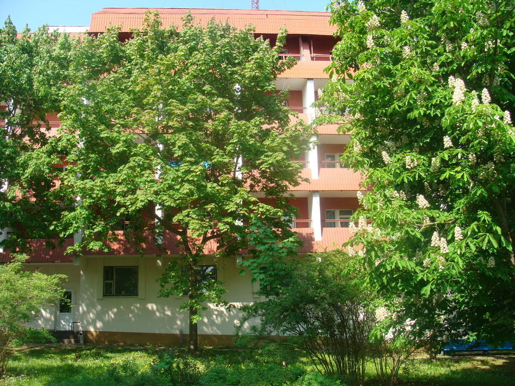 Ozdorovitelniy Center Svitanok