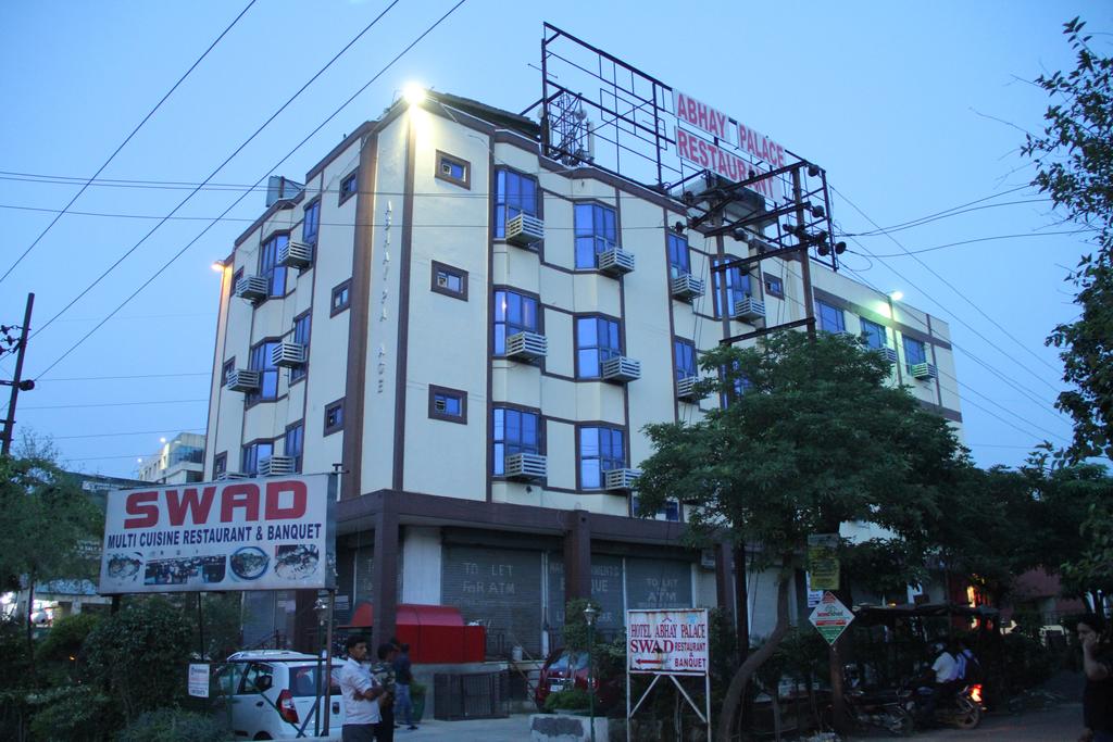 Hotel Abhay Palace