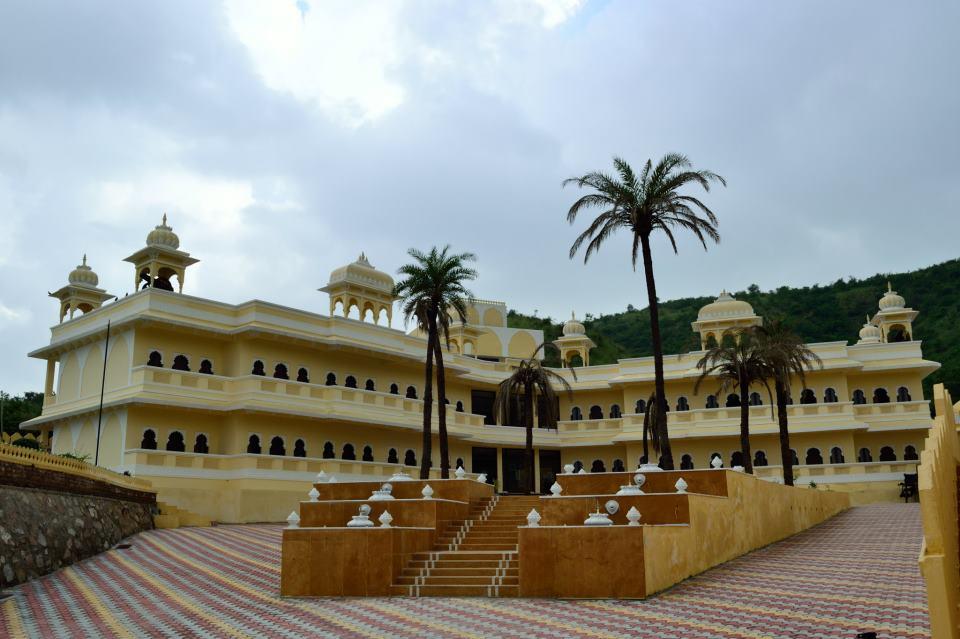 Labh Garh Palace