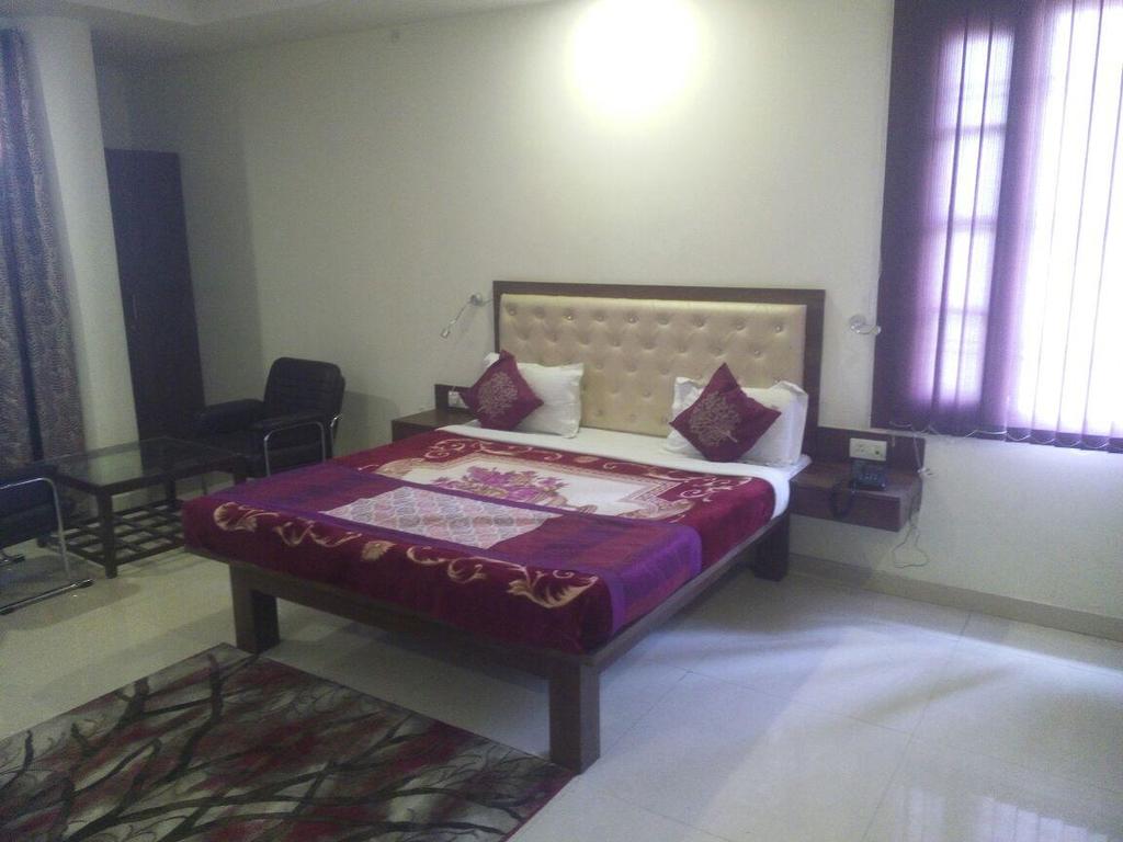 Adebha Hotels Ranjana Heritage