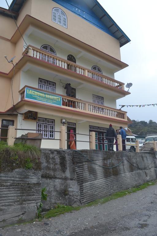 Hotel Lachung Regency