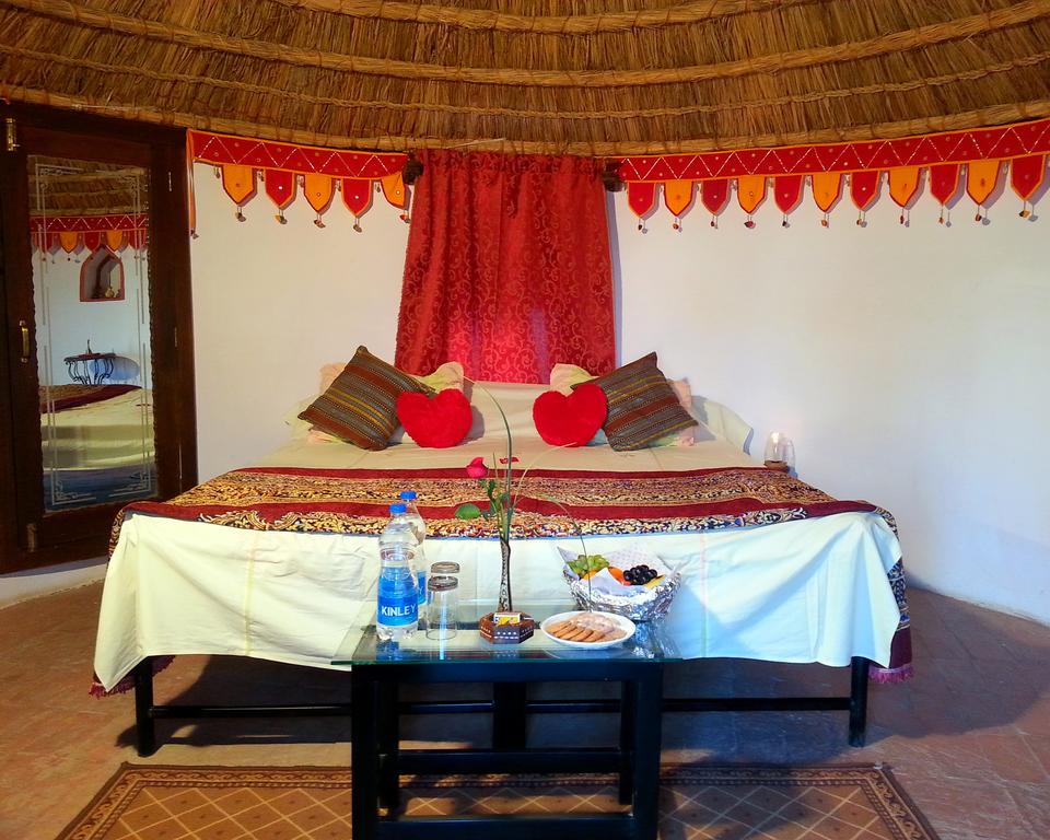 Umaid Safaris and Desert Lodge - Bikaner