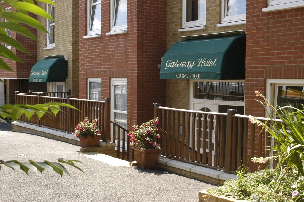 Gateway Hotel