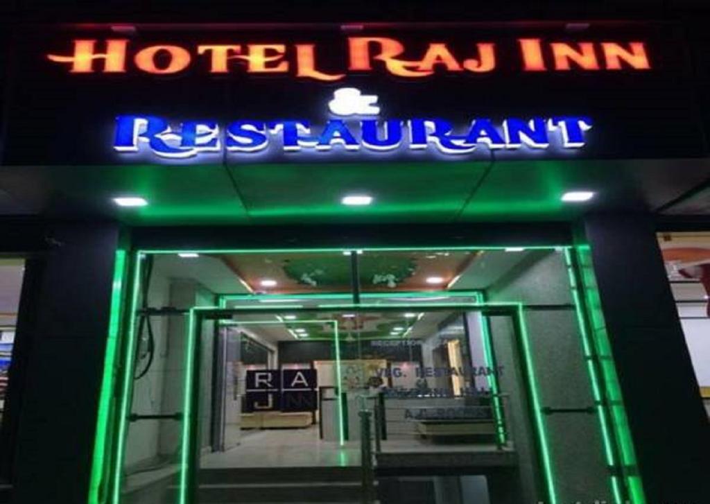 Hotel Raj Inn