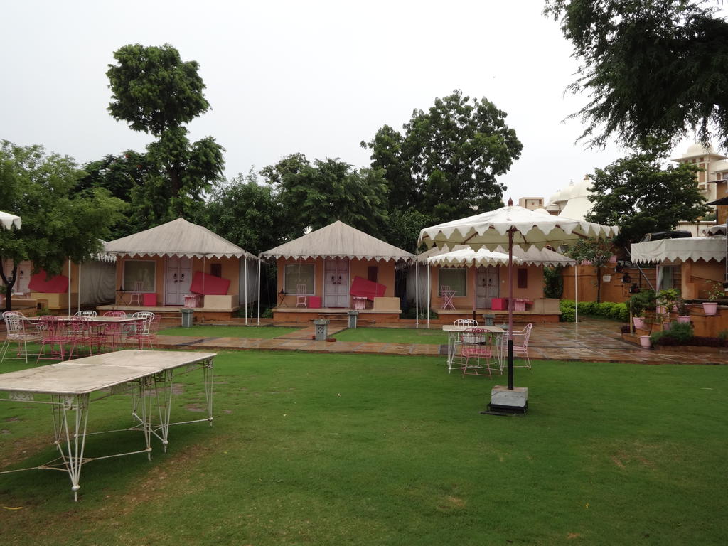 Raasleela Luxury Camp