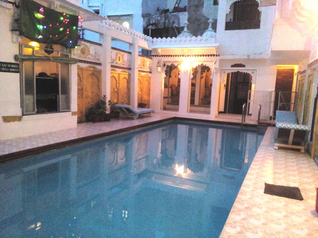 Anjani Hotel