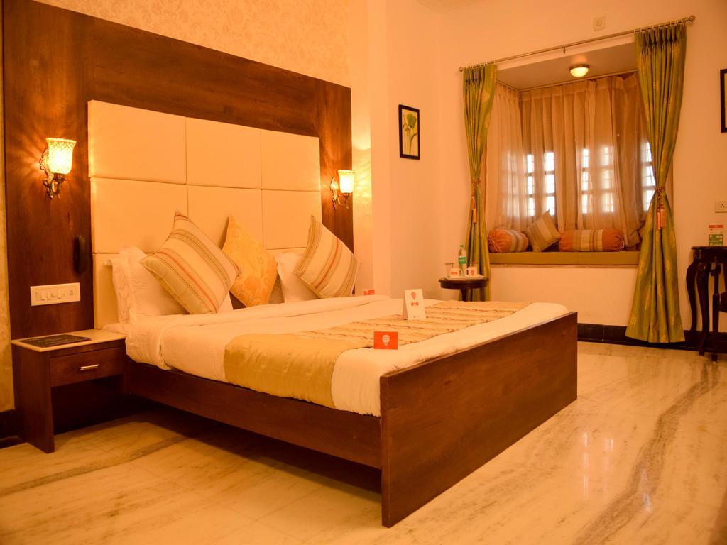 OYO Rooms Near Chetak Circle