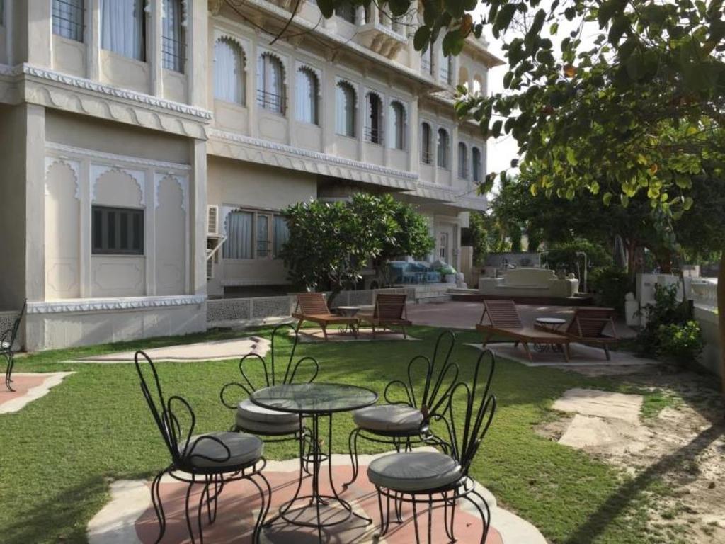 Hotel Rampratap Palace