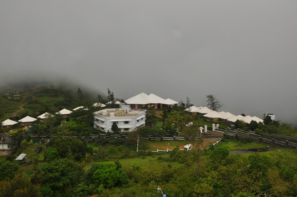 Thrisangu Haven Hill Resort