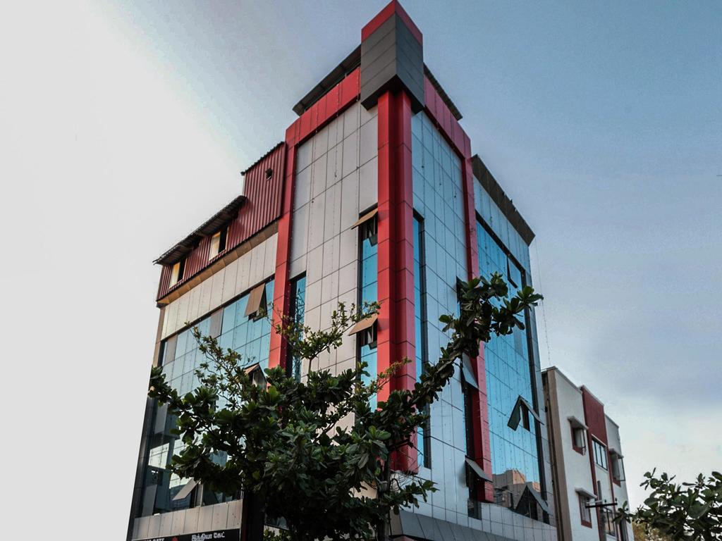 OYO Rooms Thuraipakkam Near Jain College